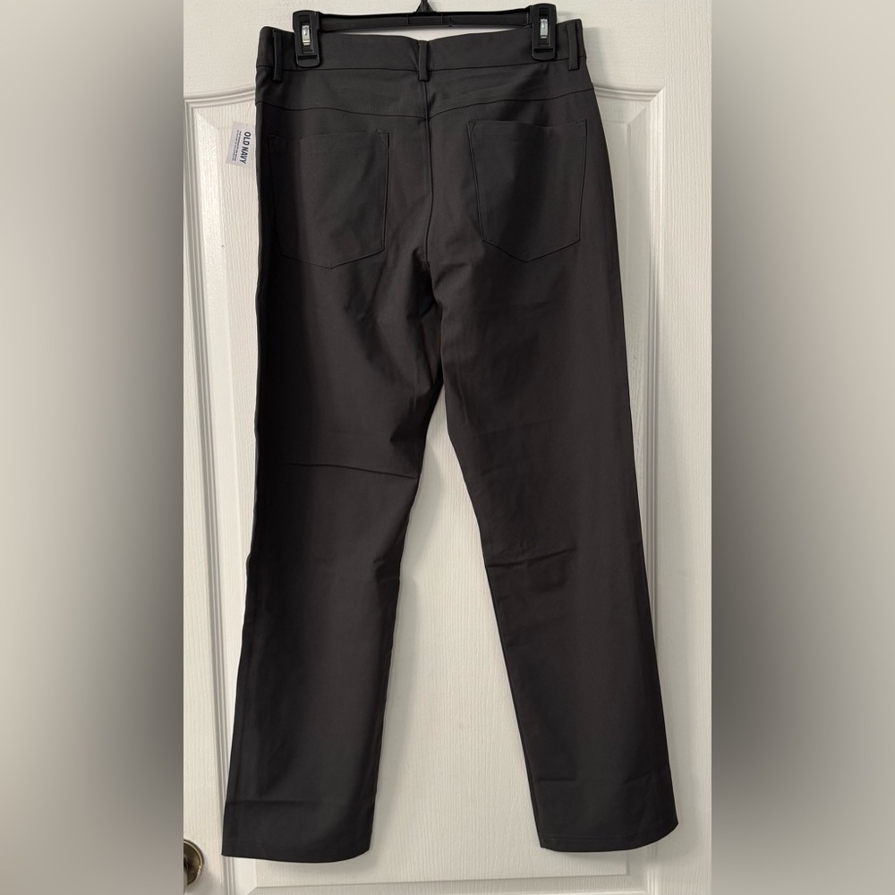 Old Navy Activewear Straight Tech Hybrid Pants - Picture 7 of 10